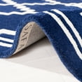 thumbnail image 5 of SAFAVIEH Chatham Dustin Geometric Wool Area Rug, Navy/Ivory, 5' x 5' Round, 5 of 10