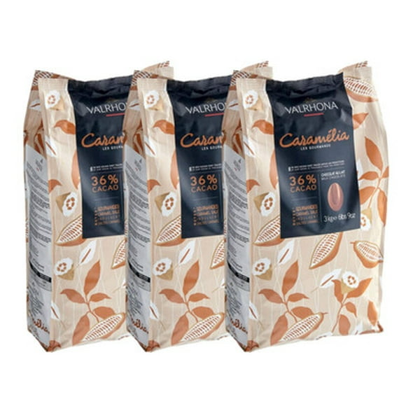 Valrhona Caramelia 36% Chocolat au Lait Féve 6,6 lb - 3/boîte - Chocolat au Lait Irrésistible en Vrac