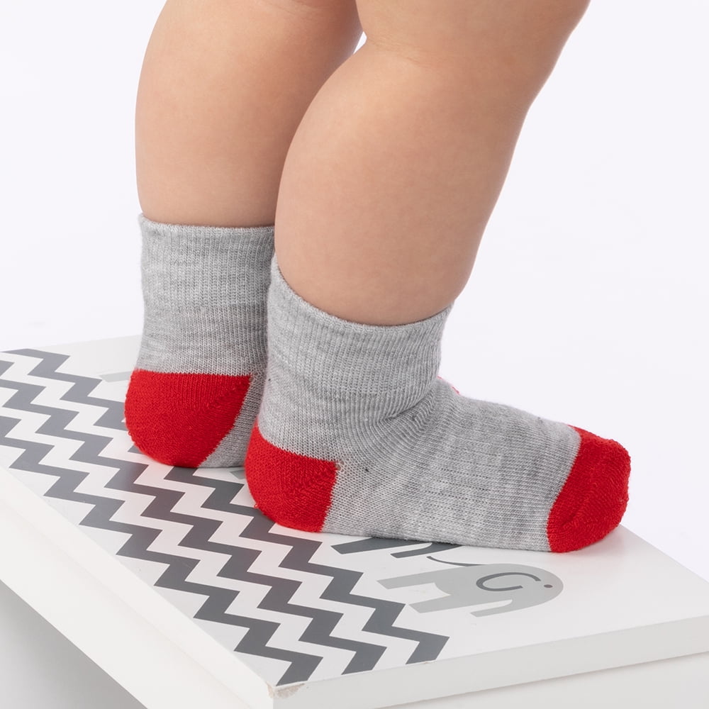 Fruit of the Loom Baby and Toddler Boy Ankle Socks, 18+3 Bonus Pack, Sizes 6M-5T