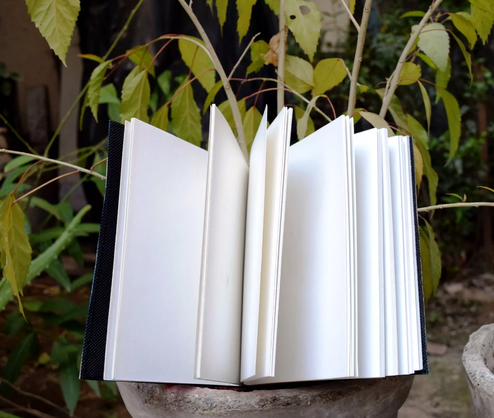 Handcrafted Embossed Design Vintage Leather Bound Journal Celtic Flower Spell Dream Diary Blank Notebook For Men & Women