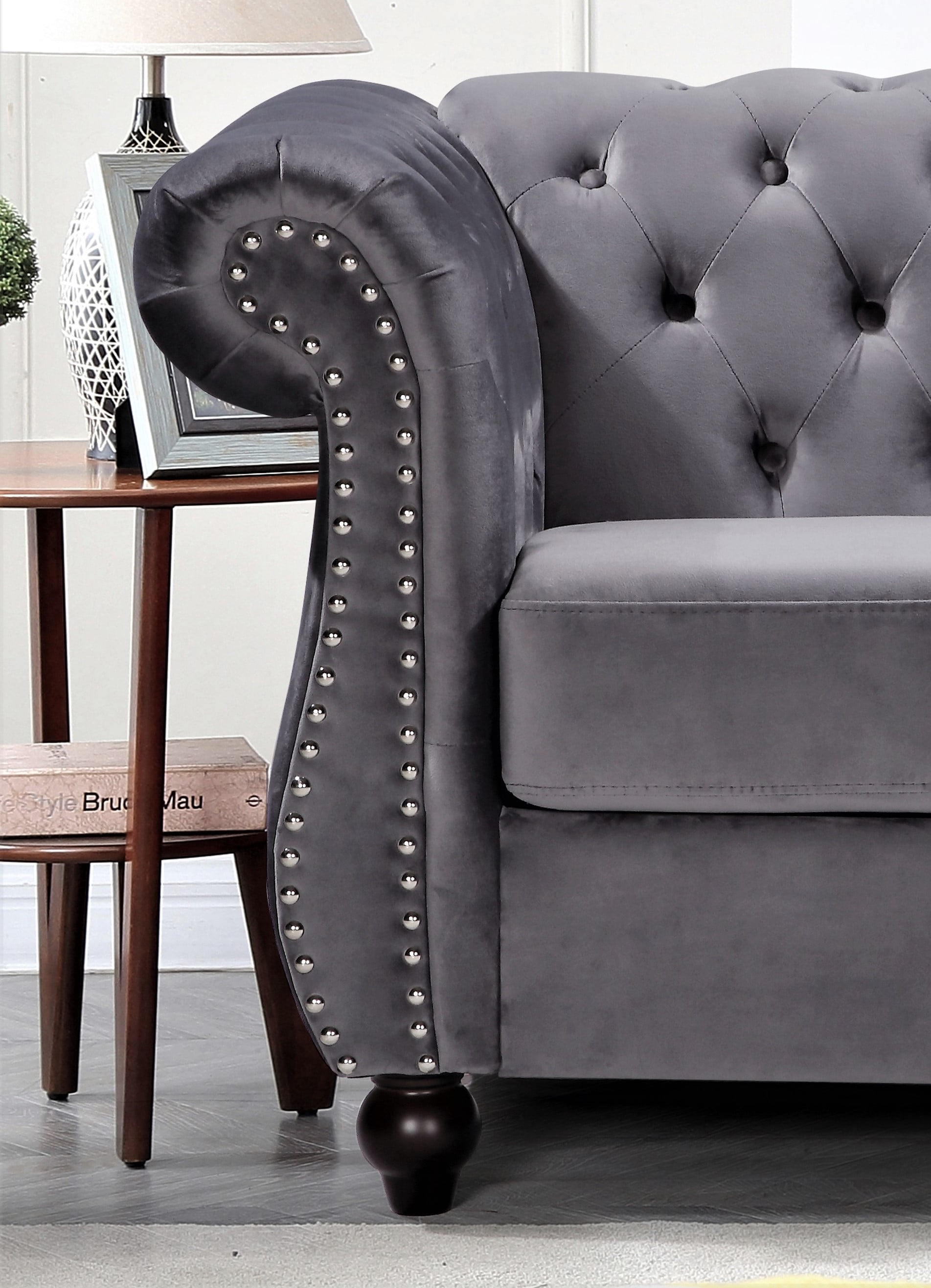 Uspridefurniture Feinstein Velvet Loveseat, Gray