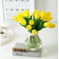 thumbnail image 4 of 10 Ramo de Tulipanes Artificiales de PU Oso de Fresa Tacto Realista Amarillo, 4 of 5