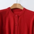 thumbnail image 4 of Printemps 2024 Cardigan Rouge pour Femmes Manches Longues Col Rond Bouton avant Manteau Pull Féminin, 4 of 5