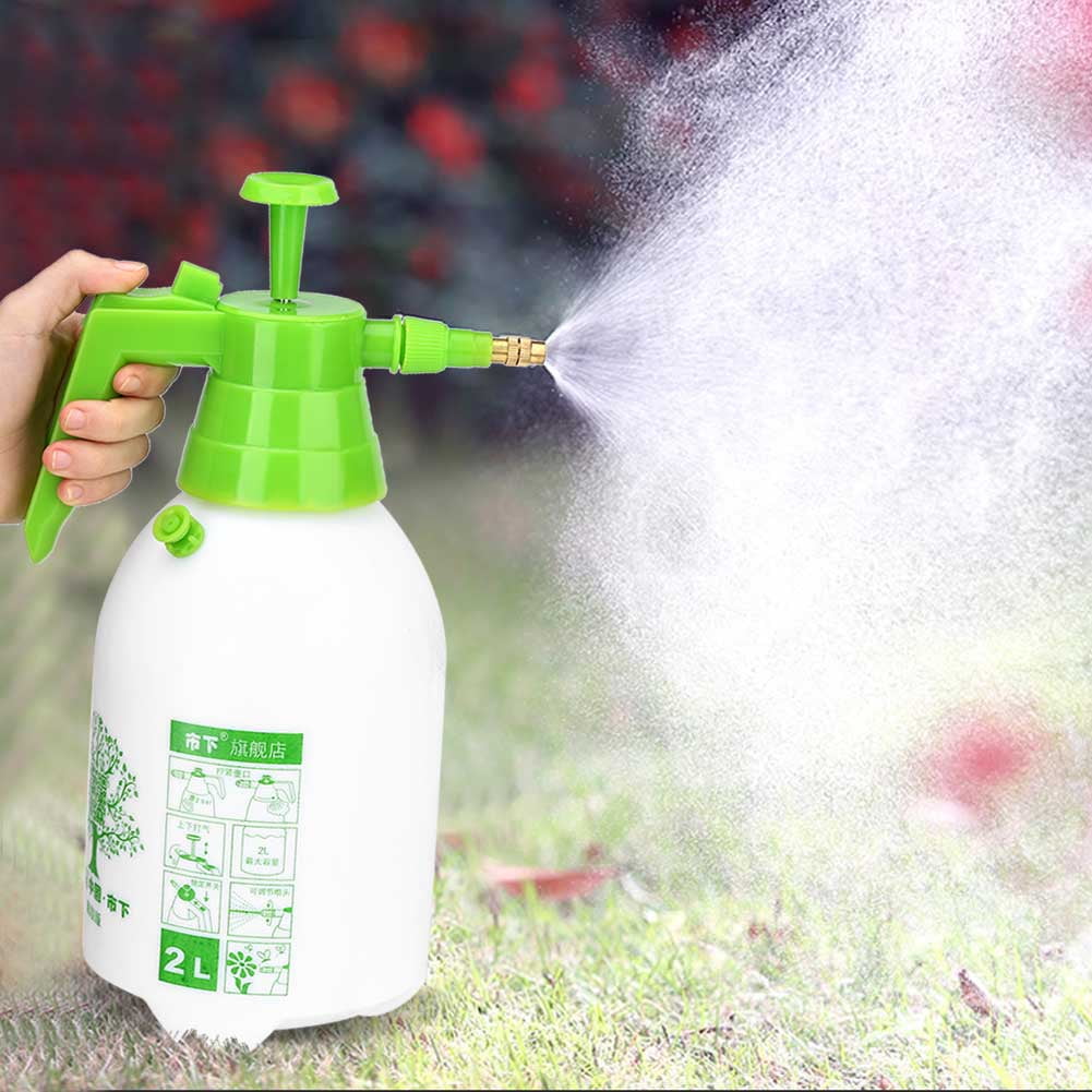 WALFRONT 2L Manual Pressurized Water Sprayer Spray Gun Sprinkler Tool