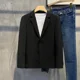 thumbnail image 3 of Chaqueta de traje de hombre de corte entallado con abrigo corto y botonadura sencilla, chaqueta fina y elegante para hombre, moda informal de verano 2024, 3 of 5