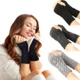thumbnail image 1 of Guantes De Tela Punto Sin Dedos Invierno Frío Regalo 3 Pares, 1 of 7