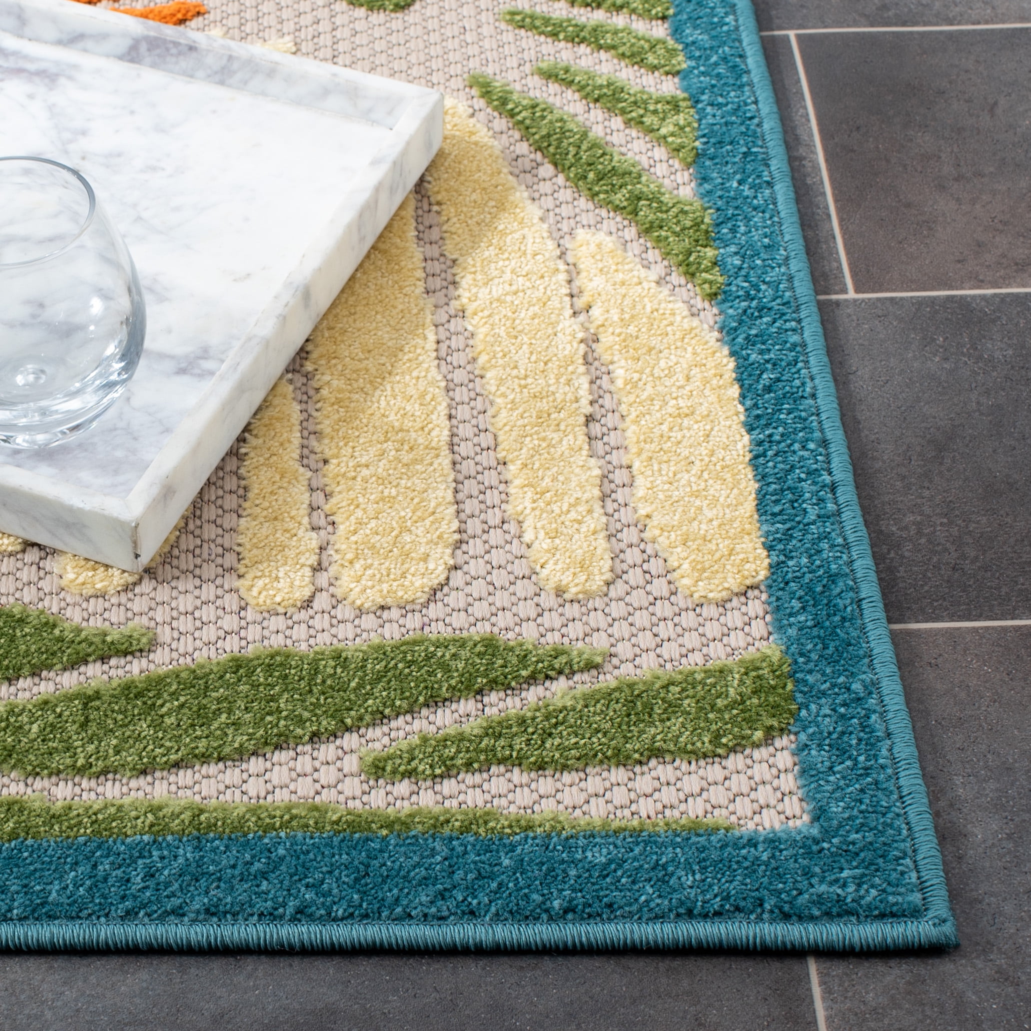 SAFAVIEH Cabana Roscoe Floral Indoor/Outdoor Area Rug, Ivory/Blue, 8' x 10'