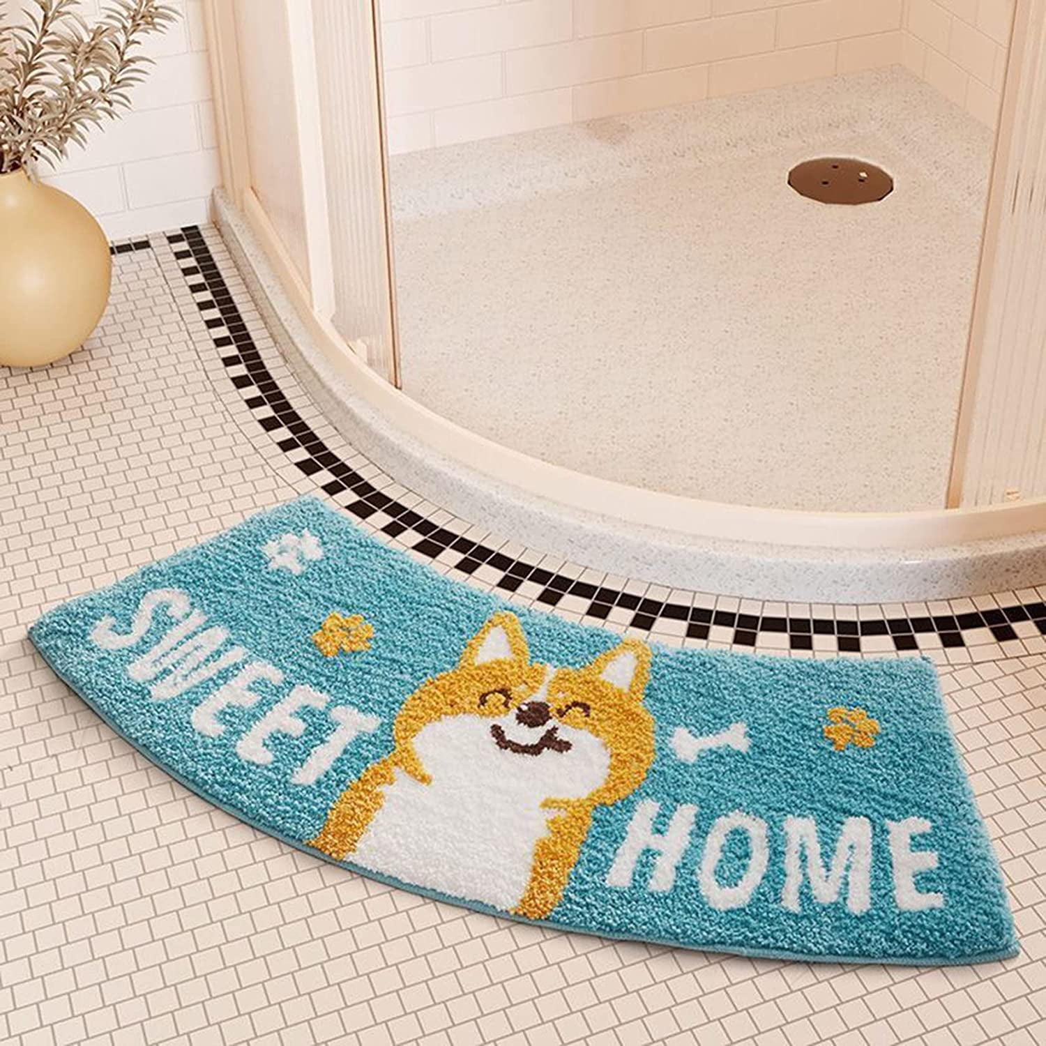 cueiha Corner Bath Mat Non Slip Absorbent Fluffy Soft And Comfortable Washable Quadrant Rounded Shower Mat Scalloped Bath Mat