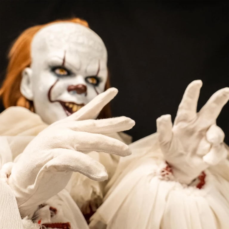 IT- Pennywise Lifesize Figurine: Premium Scale 4ft Doll by Trick