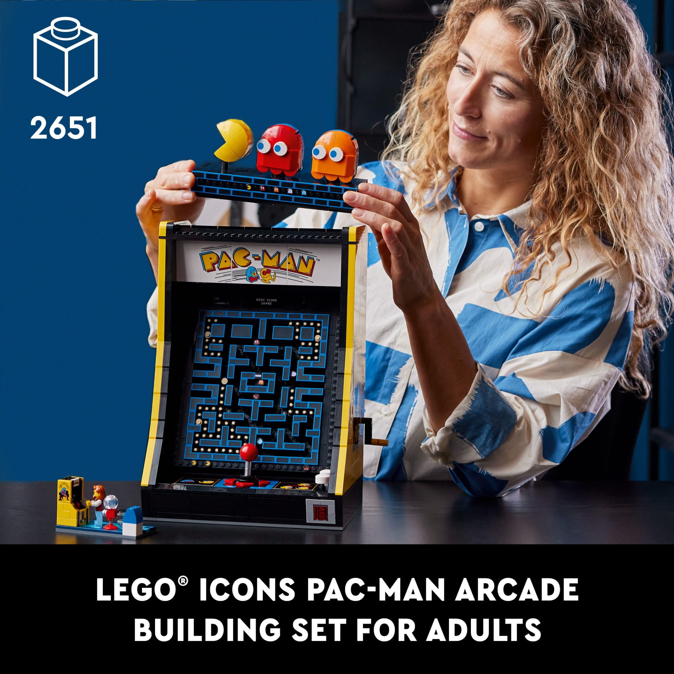 LEGO Icons PAC-MAN Arcade Building Set for Adults - Replica Model of Clasic Video Game - Gift for Men & Women - Display in Office or Room - 10323