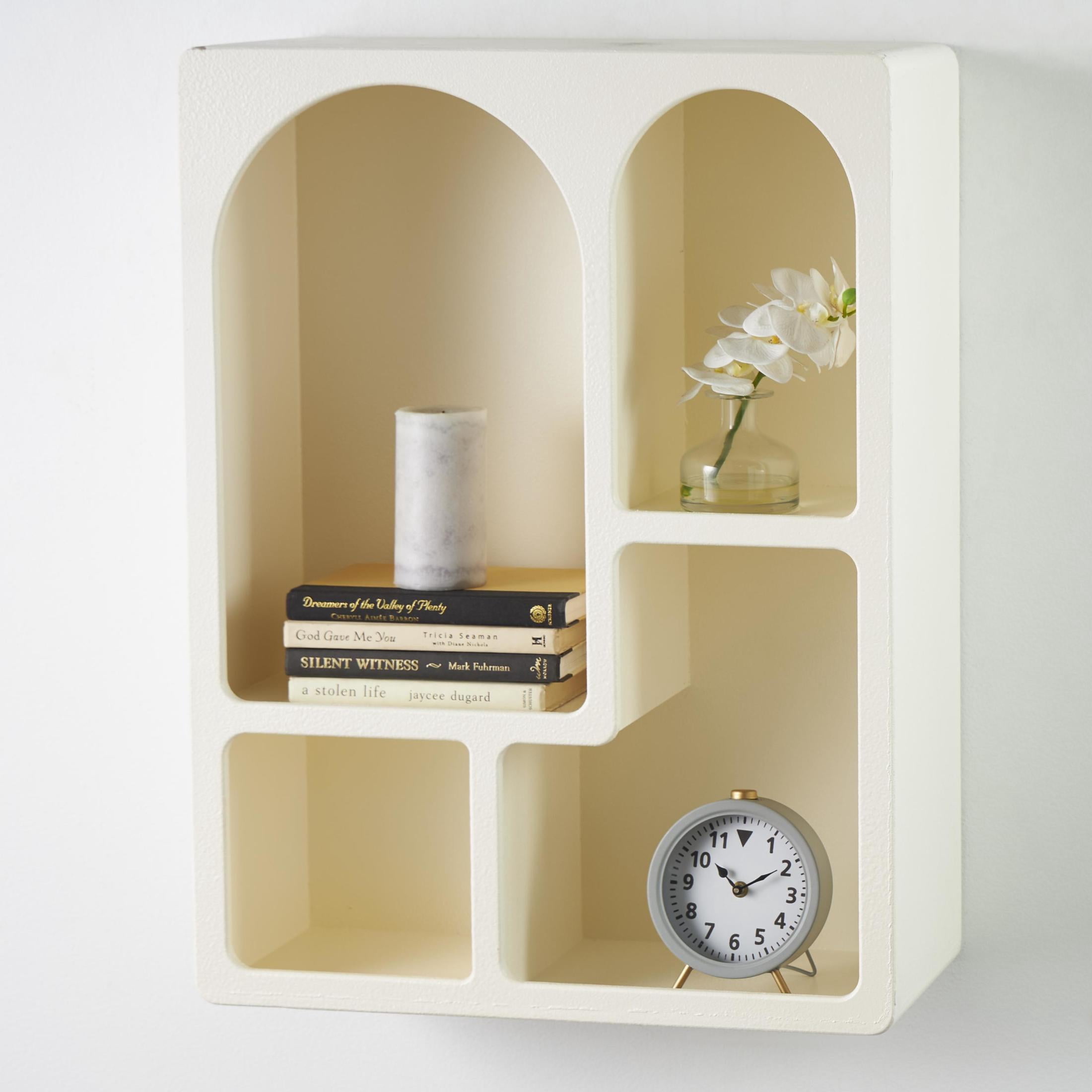 DecMode 24" x 10" 4-Tier Cream Geometric Wall Shelf with Arched Block Shapes