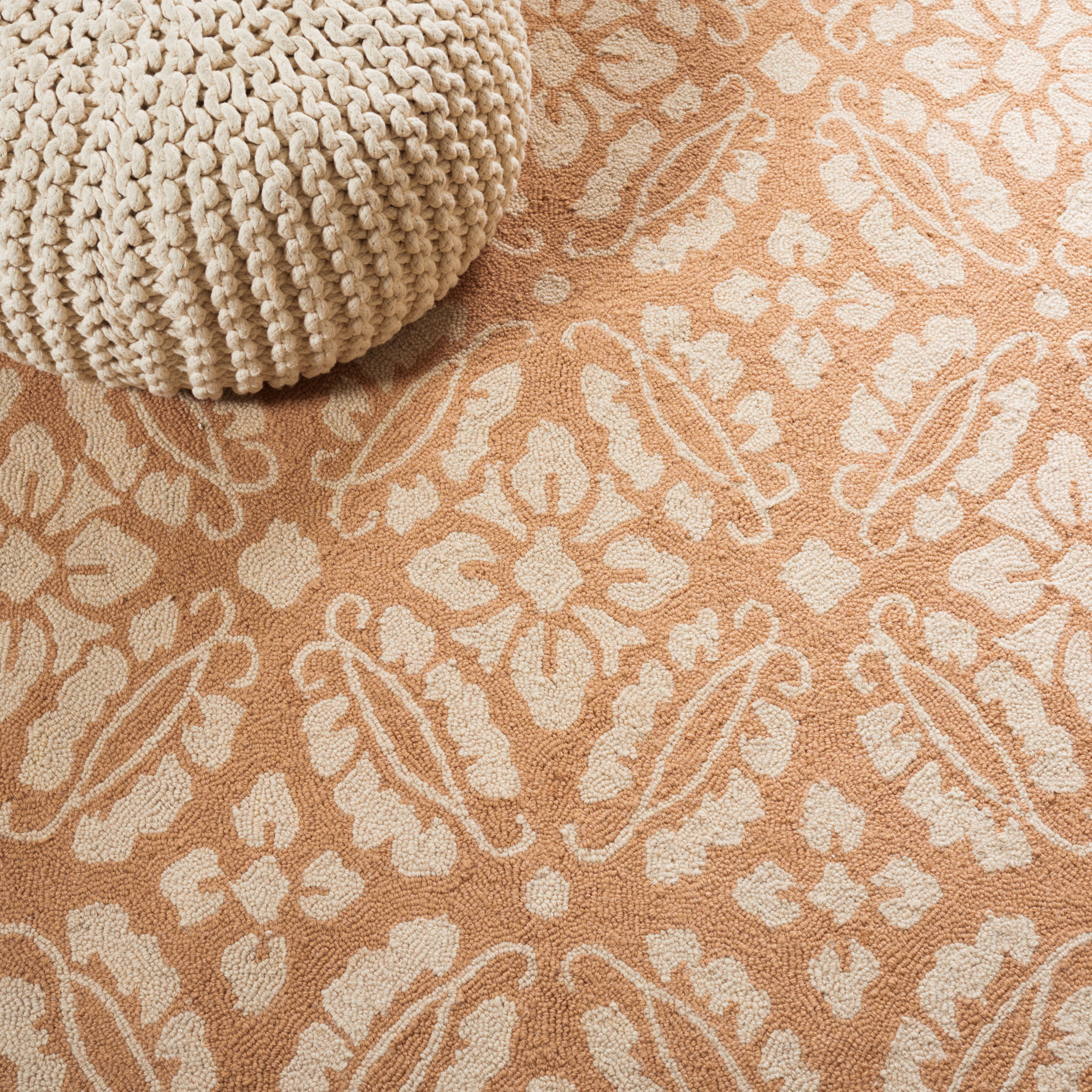 Safavieh Chelsea Margery Geometric Area Rug, Blush, 3'9" x 5'9"