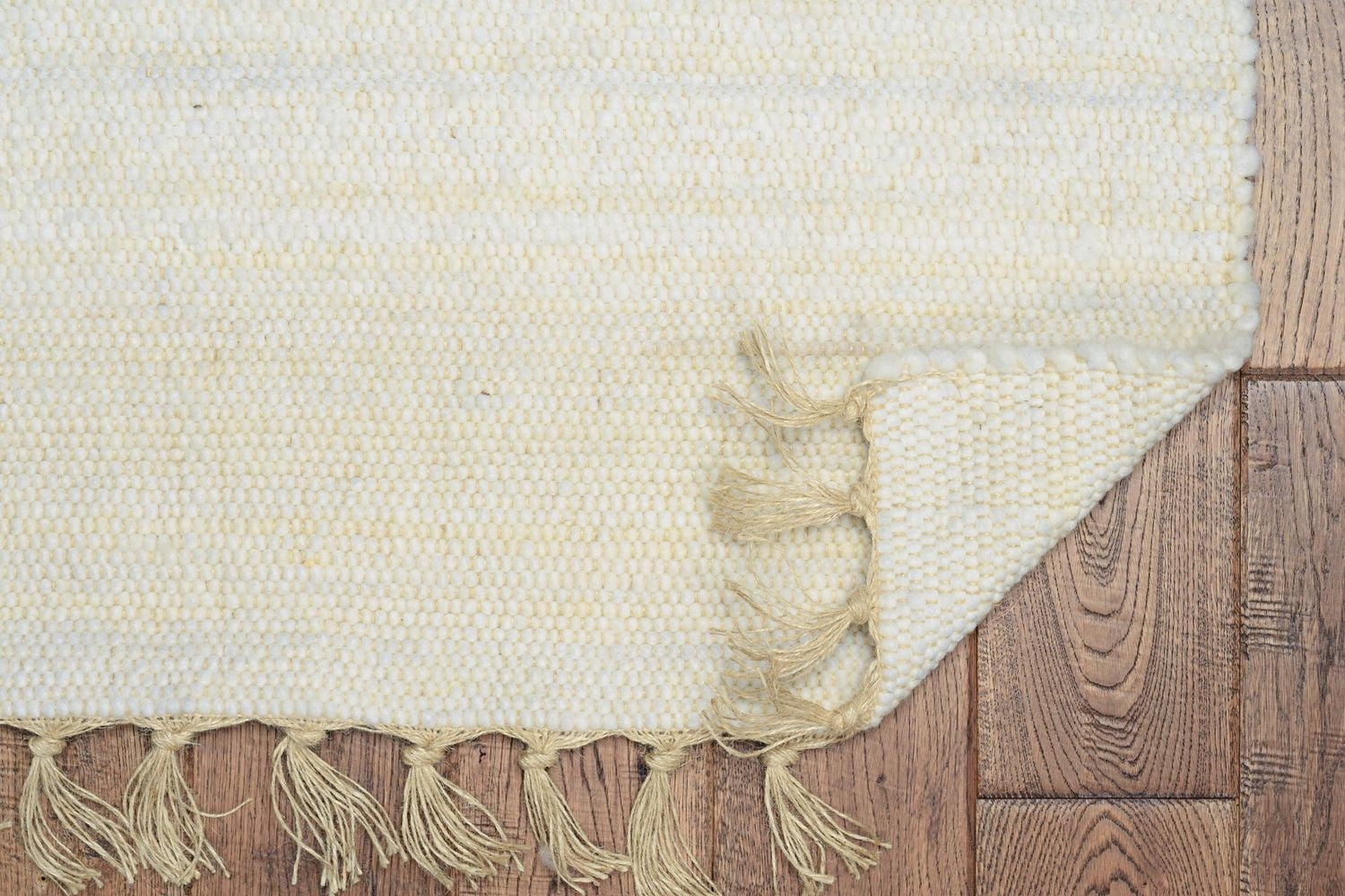 Tapis d'appoint Berbère Verginia naturel & ivoire de 3 pi 6 po x 5 pi 6 po