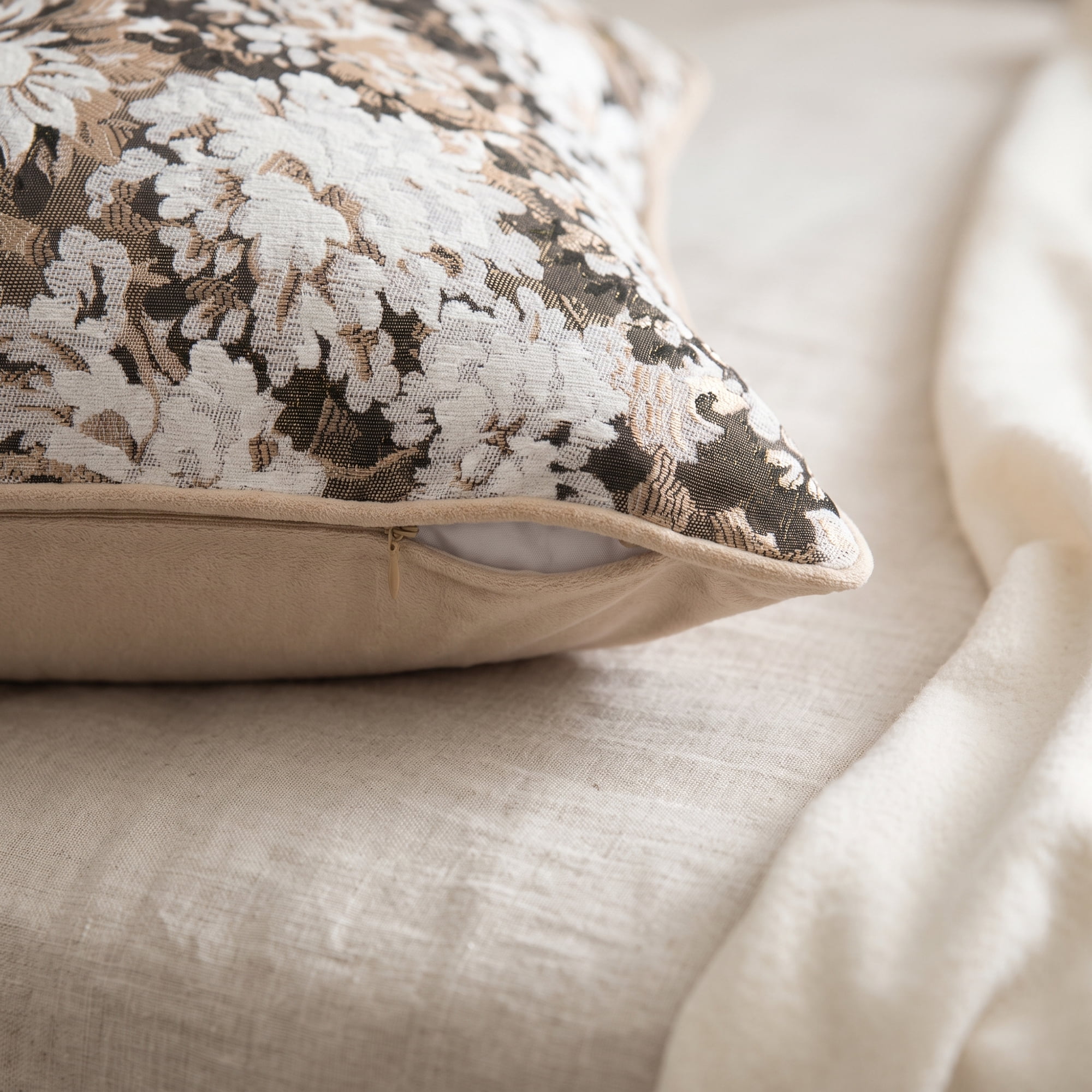 Unique Bargains Floral Throw Pillow Cover with Piped Edge Decor Cushion Case Khaki 18"x18"