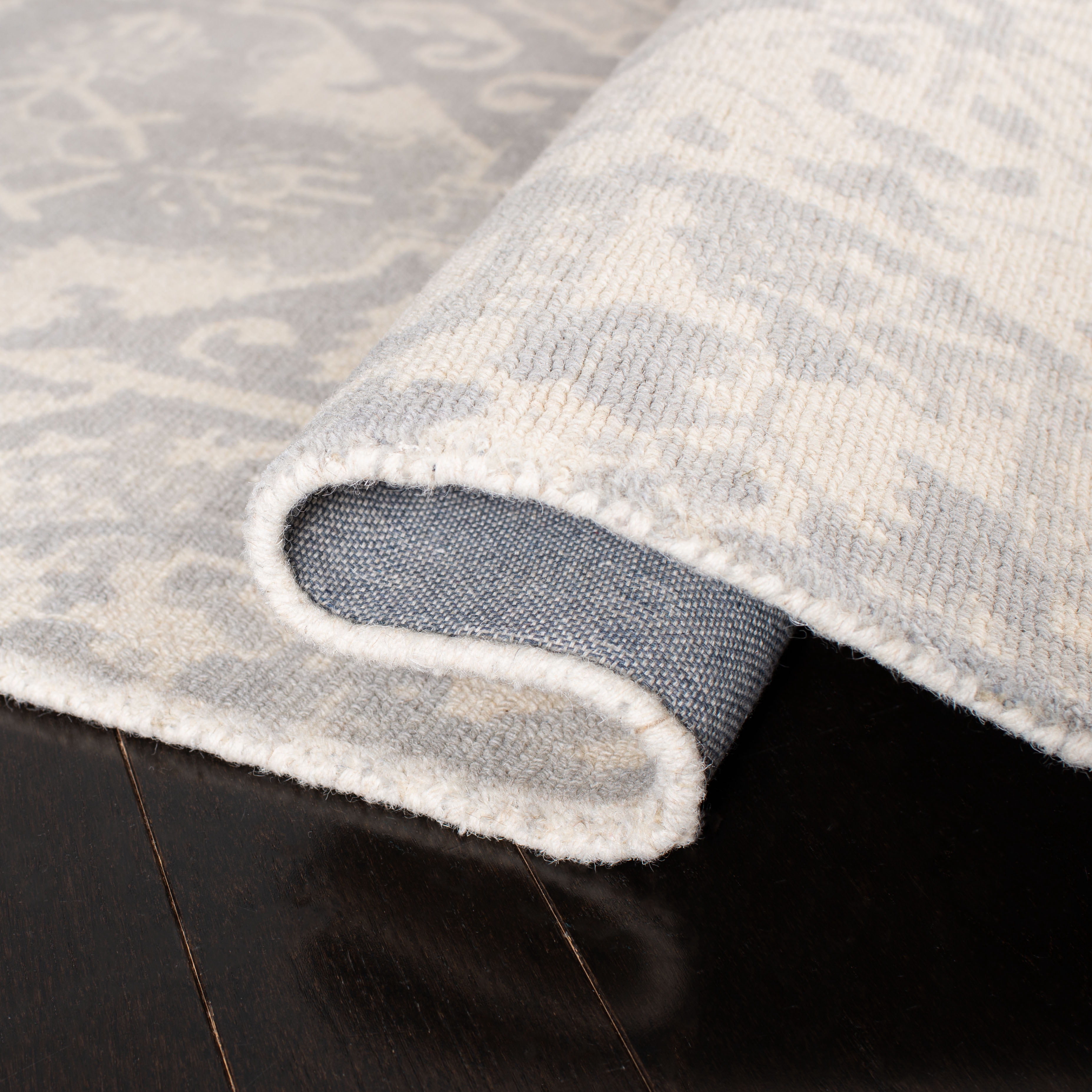 SAFAVIEH Restoration Vintage Eunice Border Wool Area Rug, Light Grey/Ivory, 6' x 9'