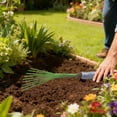 thumbnail image 4 of Rastrillo de jardín pequeño con mango de 9 dientes y hojas pequeñas, con mango ergonómico de PVC suave, para limpiar residuos de arbustos y matorrales, 4 of 6