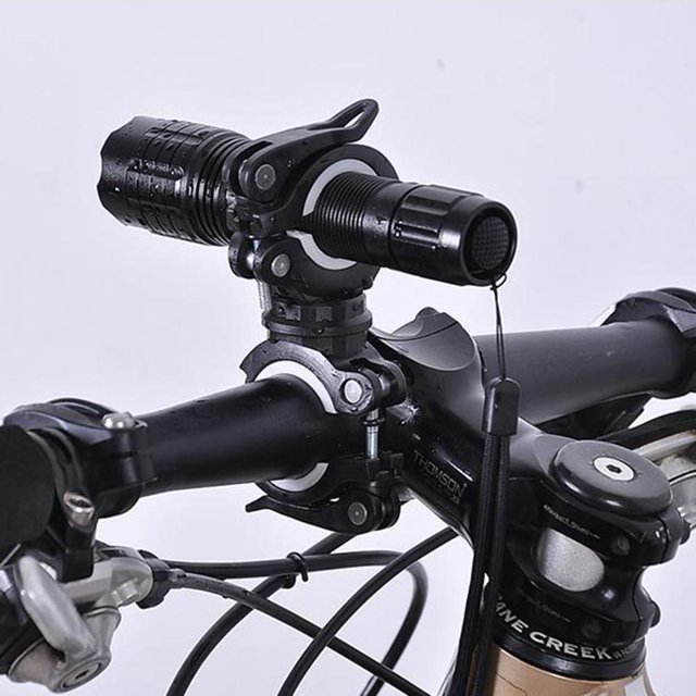 Soporte para linterna, soporte de rotación de 360 grados, Clip para lámpara de bicicleta MTB, color blanco