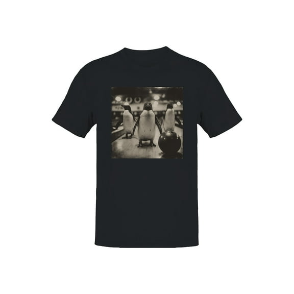 Bowling Penguins Vintage Scene Men's T-shirt