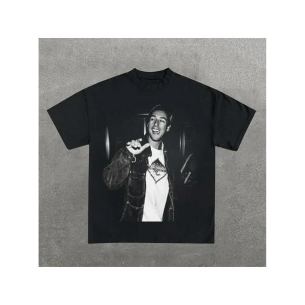 Camiseta gráfica de Adam Sandler, divertida camiseta unisex para cinéfilos y amantes de la comedia.