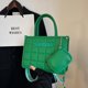 thumbnail image 3 of Bolso retro de gran capacidad para mujer, moderno bolso de mensajero con hilo bordado a cuadros, bolso de hombro combinable, moda, 3 of 6