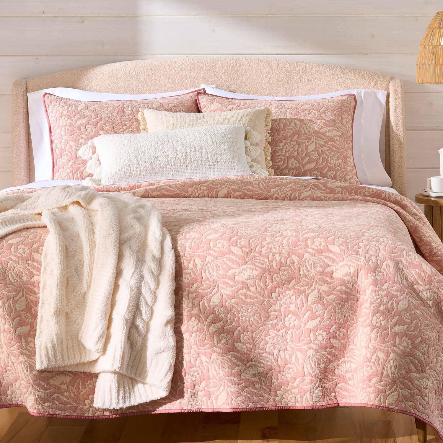 Better Homes & Gardens Quilt, Double/Queen – King