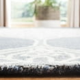 thumbnail image 4 of SAFAVIEH Micro-Loop Mira Geometric Wool Area Rug, Grey/Navy, 5' x 8', 4 of 7
