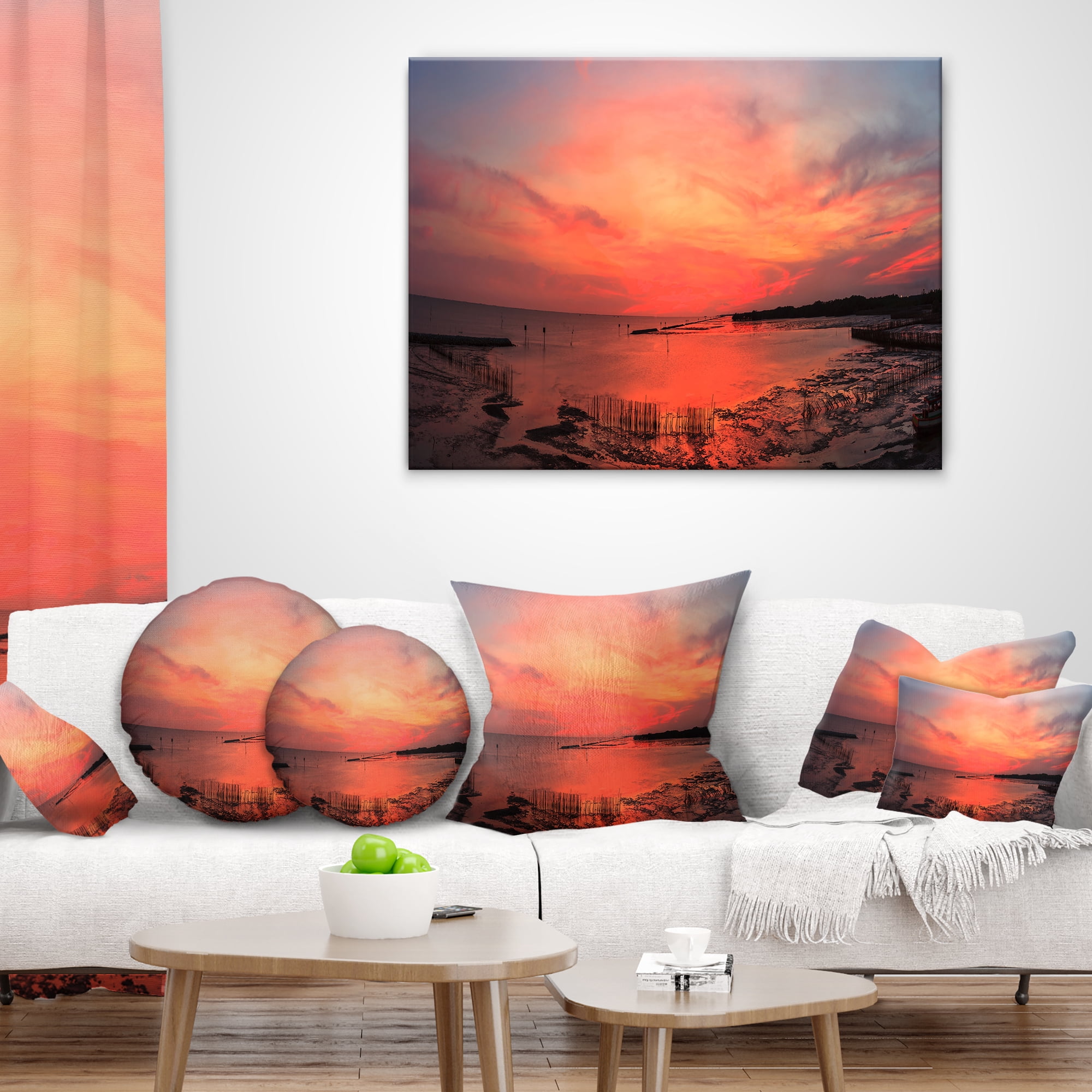 Designart Outstanding Panorama of Sunset in Sea - Seascape Throw Pillow - 18x18