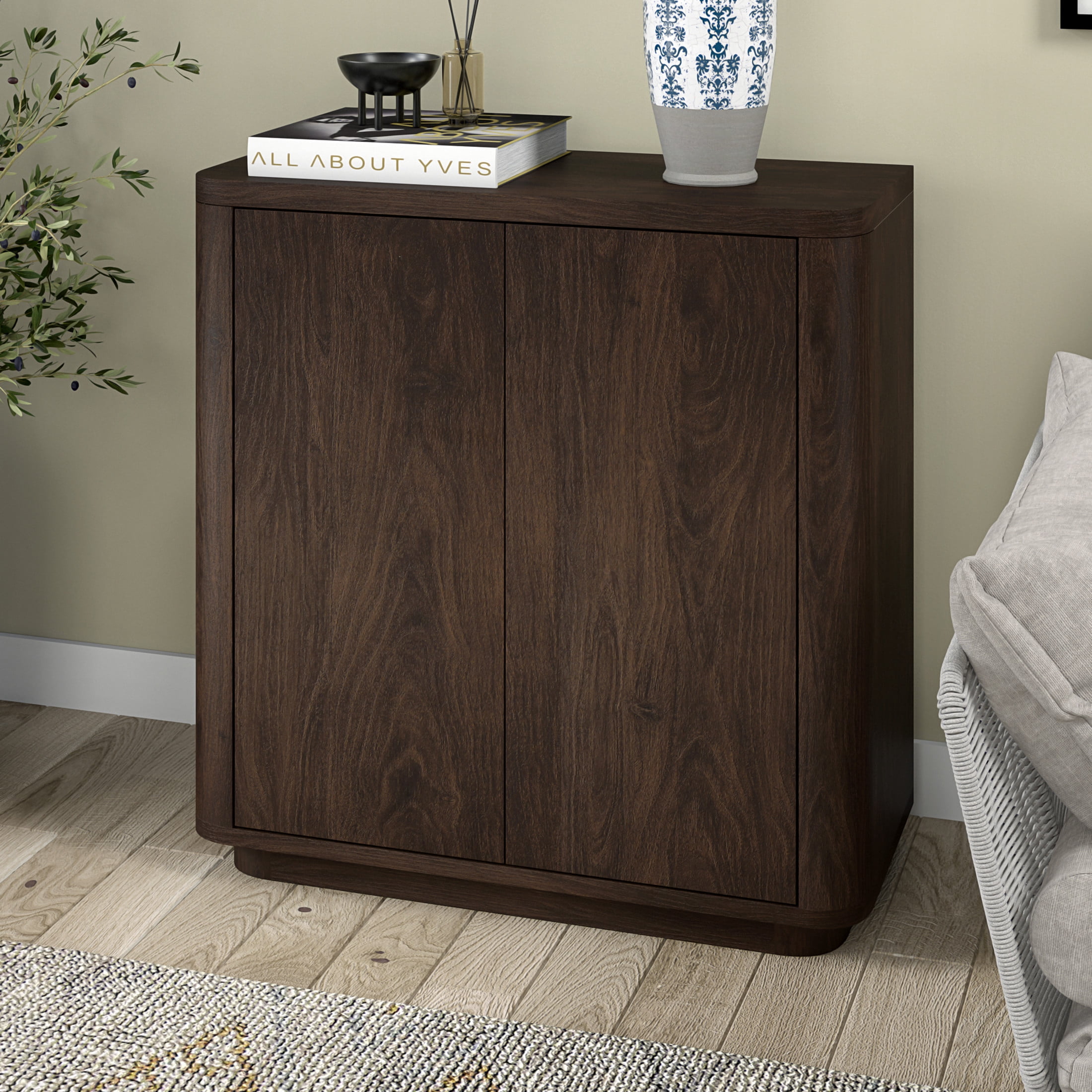 Evelyn&Zoe Modern/Contemporary 32" Wide Alder Brown Accent Cabinet