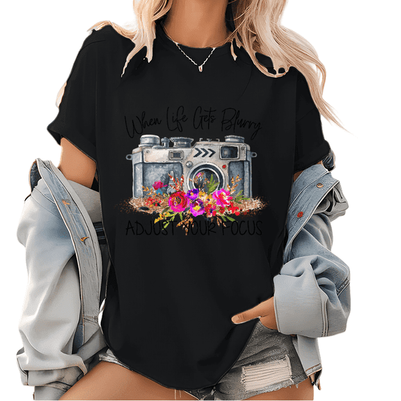 When Life Gets Blurry Adjust Your Focus Graphic T Shirt Photography Camera Design Cotton Classic Tops popular InS-style pattern round neck is trendy Black,M