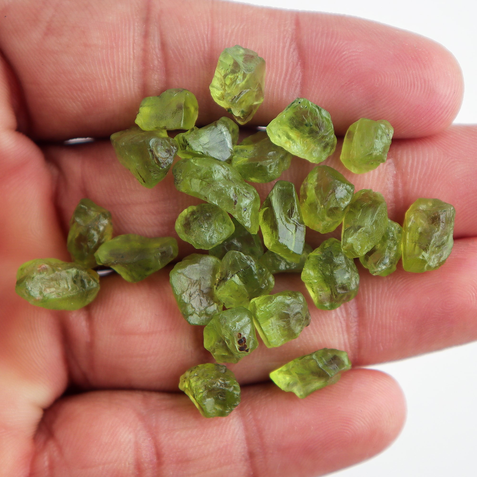 75 Carats Natural Raw Peridot Crystal Gemstone, Chakra Healing Rough Stones, Birthstone Crystal for Jewelry Making Supplies, Gift, DIY Crafts, Wire Wrapping Loose Gemstones, Gifts for Birthday