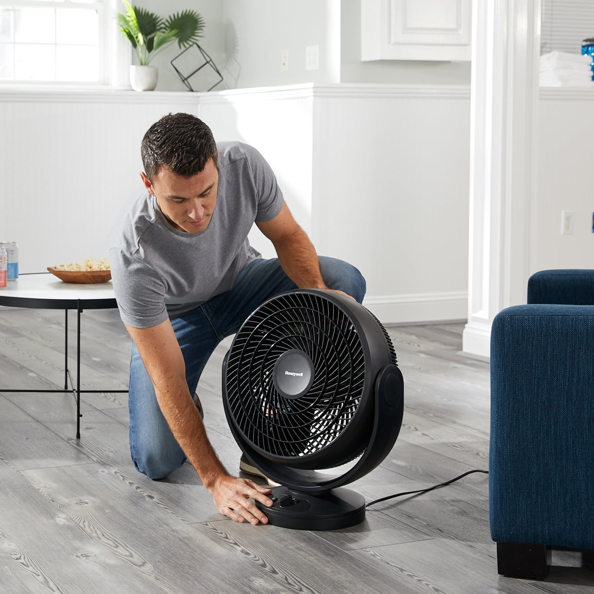 Honeywell 20” Black Turbo Force Power + Oscillating Floor Fan, HPF870BWM