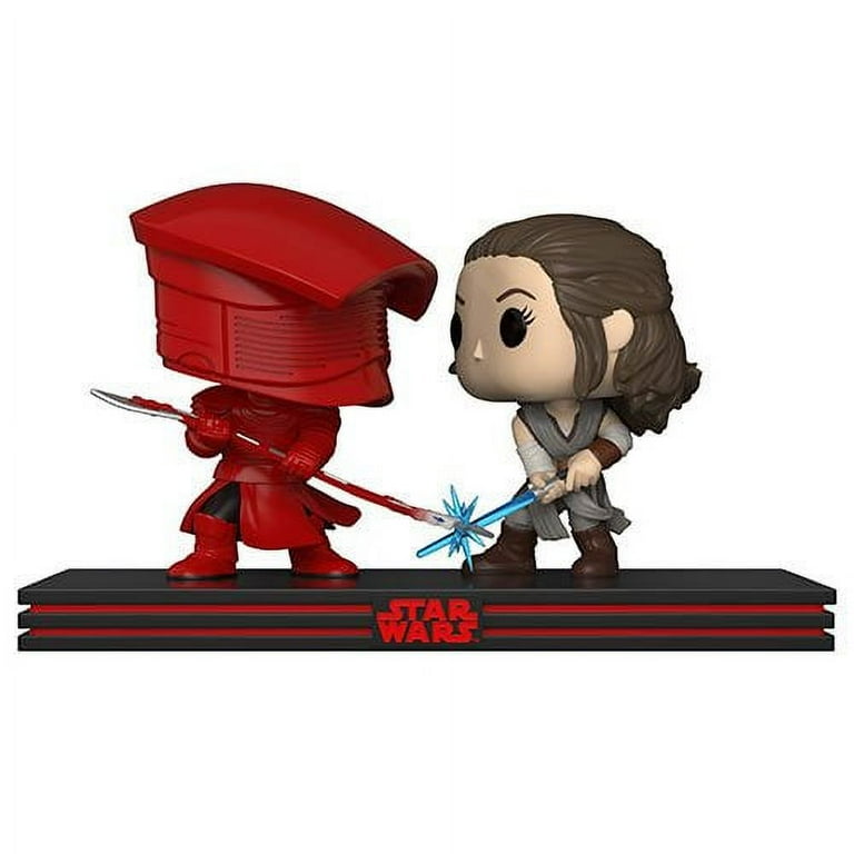 Pop Movie Moment Star Wars E8 Rey & Praetorian Guard Vinyl Figure