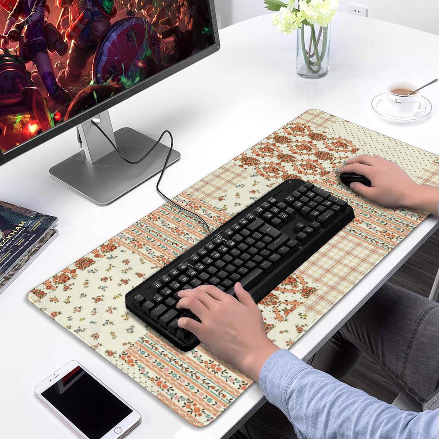 Long Mouse Pads for Desk,Pioneer Flower Floral Print Pattern Desk Mats on Top Of Desks, Desk Mouse Pad Extra Large with 3mm Non-Slip Base and Stitched Edge for Gaming,Office,Work,Home 31.5"x15.7"