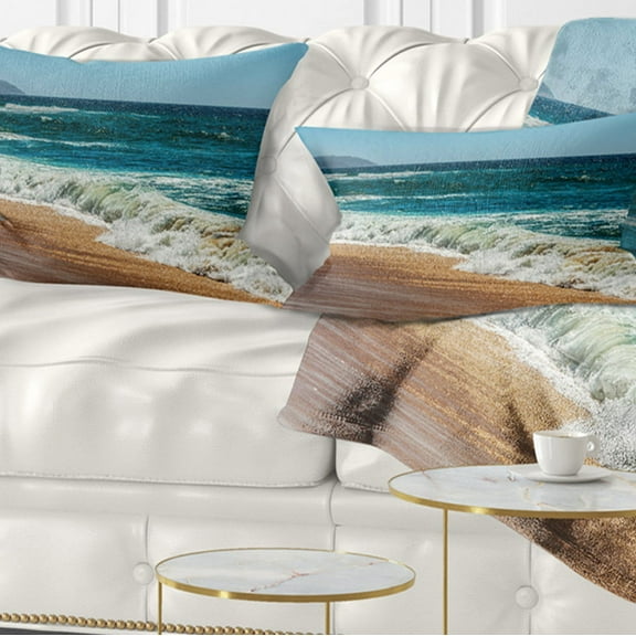 Designart Ideal Blue Atlantic Beach in Summertime - Seashore Throw Pillow - 12x20
