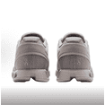 thumbnail image 1 of Zapatillas para correr ON Cloud 5, estilo casual, bajo, para hombre, color beige, 1 of 5