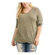 Women's Plus 3/4 Sleeve V-Neck Sweatshirt With Asymmetrical Hem