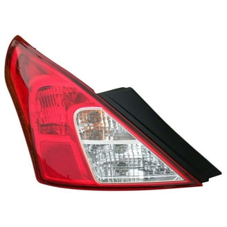 TYC Tail Lamp Lens For Chevy Blazer/GMC Jimmy/Suburban 1978-1991 - Left Side Replacement Light Housing