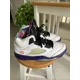 thumbnail image 2 of Ni - ke Ni - ke Air Jordan 5 Retro Alternate Bel Air White Green Blue DB3335-100 Men's 10.5, 2 of 5