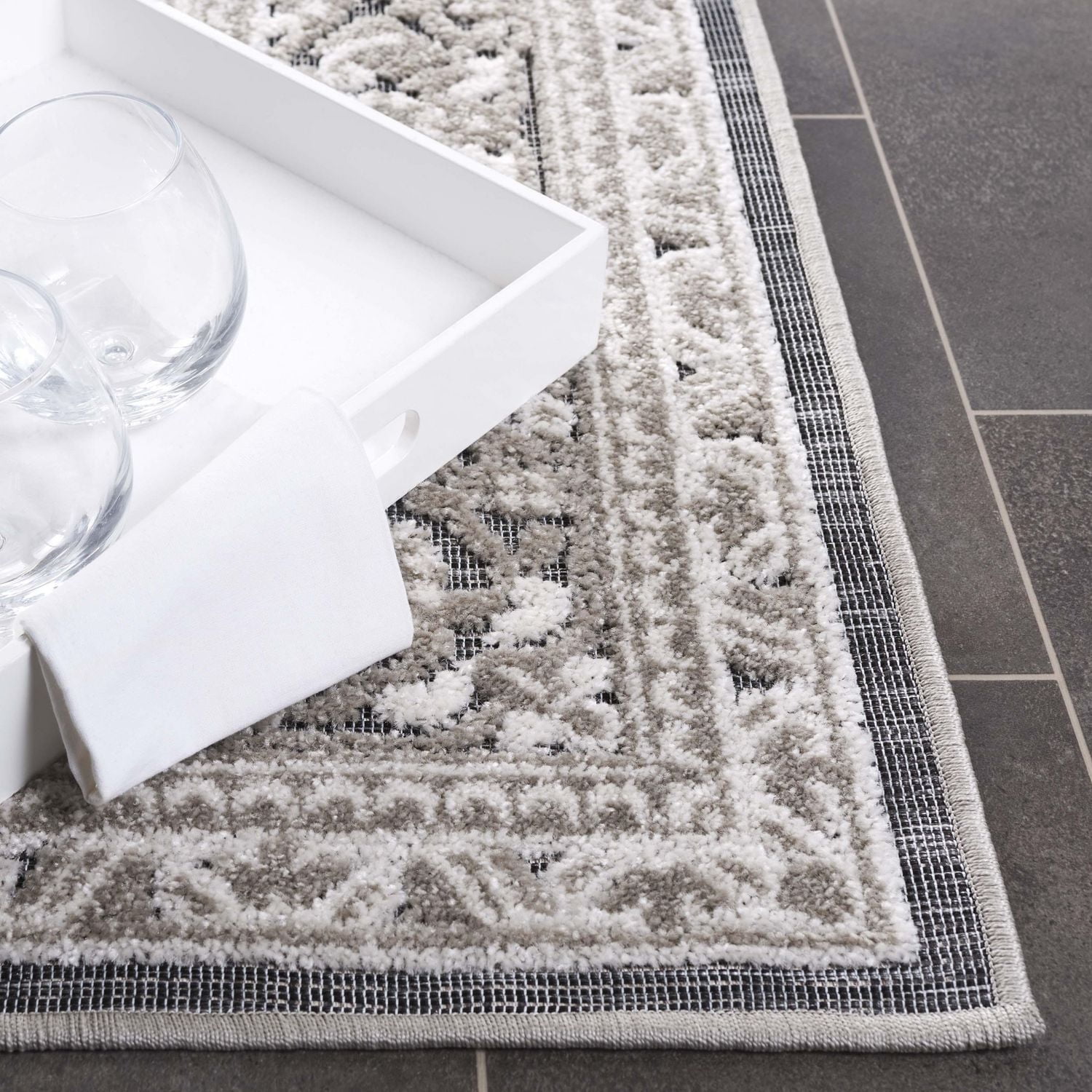 SAFAVIEH Cabana Joshua Medallion Indoor/Outdoor Area Rug