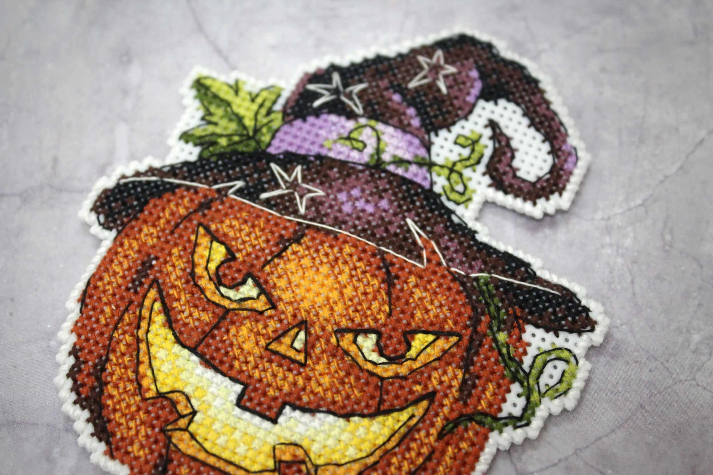 Cross Stitch Kit Plastic Canvas Halloween Pumpkin P-313 / SR-313