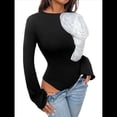 thumbnail image 3 of Camiseta Básica Elástica con Cuello Redondo y Mangas Largas con Volantes para Mujer Negro M, 3 of 10