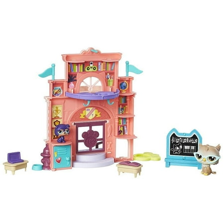 Riding School Playset - LITTLEST PET SHOP SCHOOL DAY PLAYSET