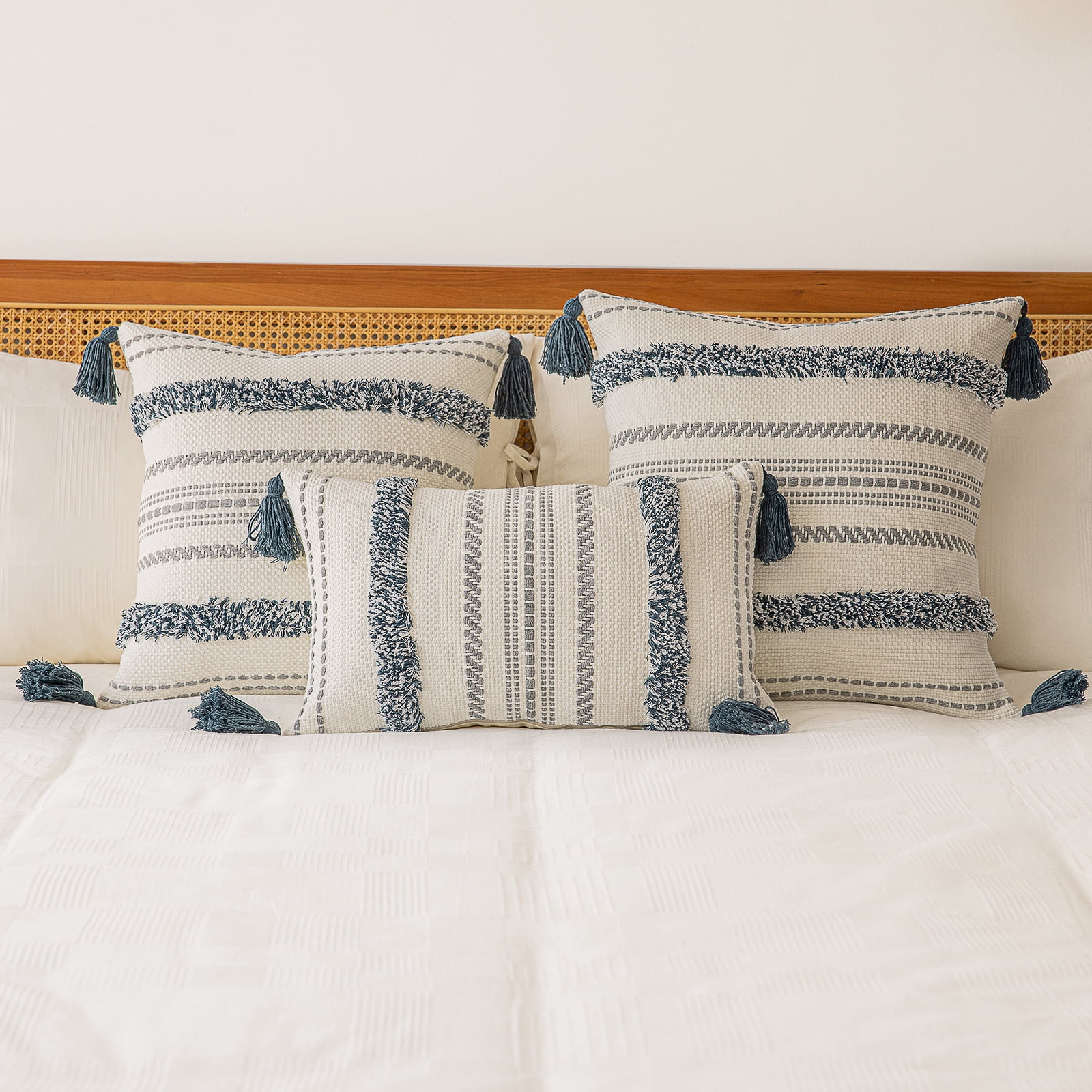 Skodaer 2 Pack Boho Decorative Throw Pillow Covers Tufted Woven with Tassel Series Pillow Case,12x20,Dark Blue