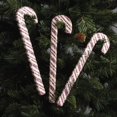 thumbnail image 1 of Primitives by Kathy Cannes de Bonbon en Bois Sculptées Classiques 3 Pcs, 1 of 2