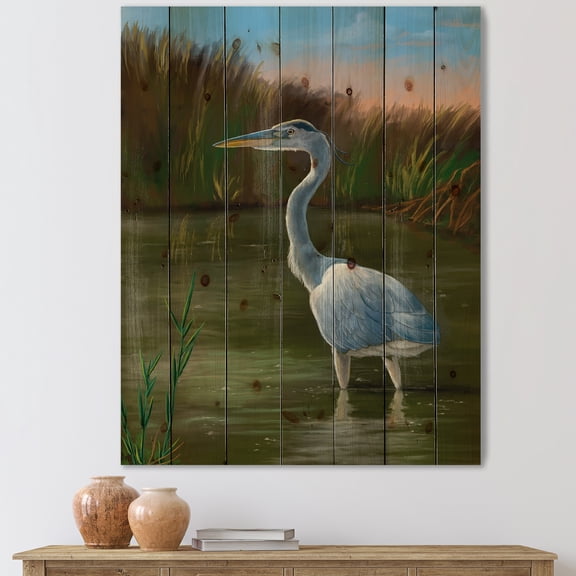 Designart 'Blue Heron Wetland Bird on The Lake Shore' Traditional Print on Natural Pine Wood
