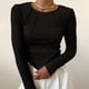 thumbnail image 5 of Camisas de Larga para Mujer, Corte Entallado, Cuello Redondo, Ropa de Otoño, Costuras Expuestas, Blusas Básicas Acanaladas. Negro XS, 5 of 7