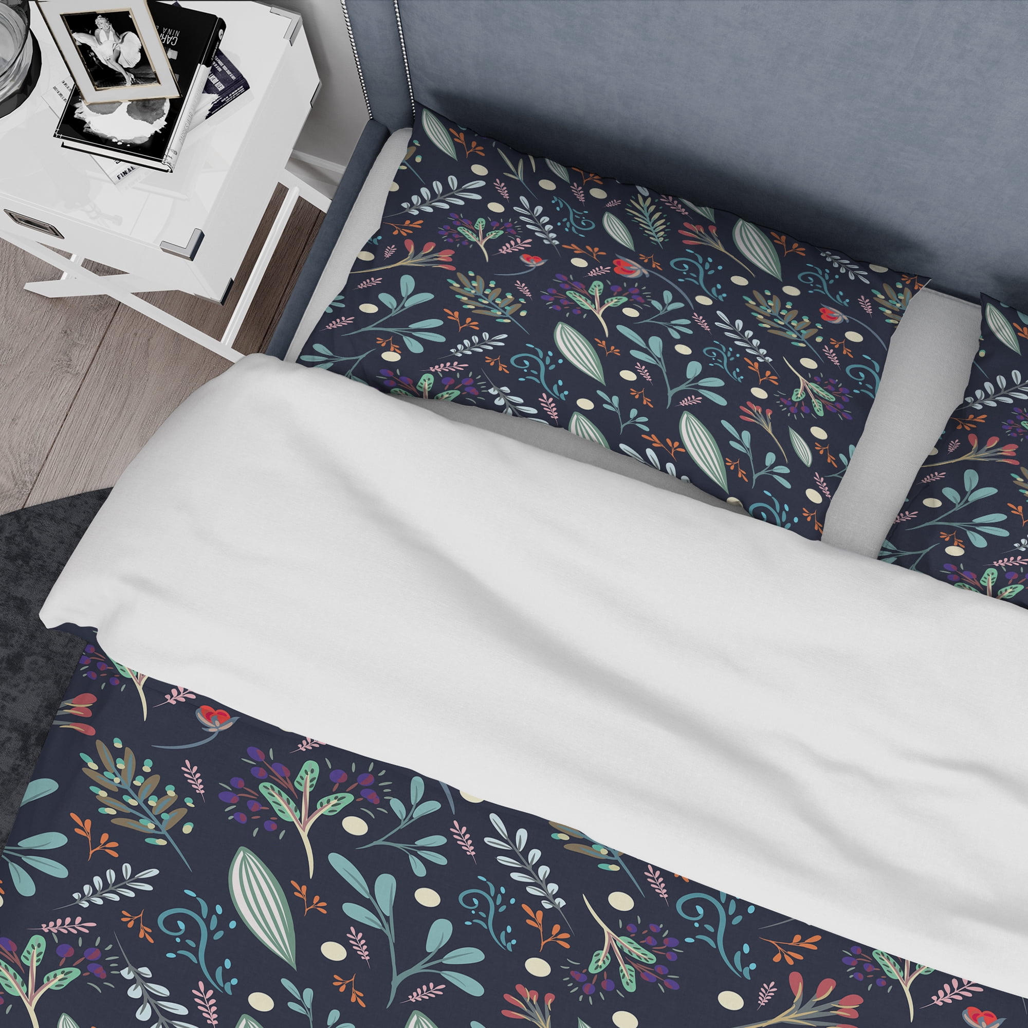 Designart 'Sparkling Forest Leaves on Dark Blue' Modern & Contemporary Duvet Cover Set