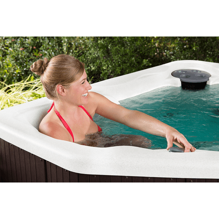 Lifesmart LS300 Plus 3-person 17-jet spa