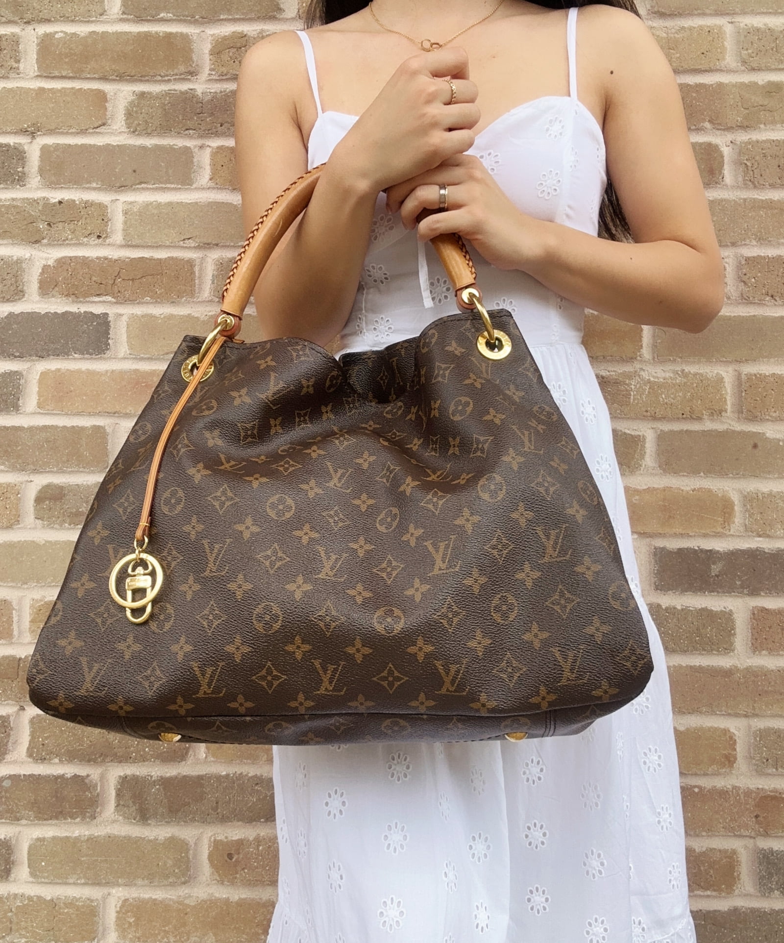 Louis Vuitton, Bags, Louis Vuitton Artsy Mm Monogram Canvas Leather Tote  Shoulder Bag Purse Handbag