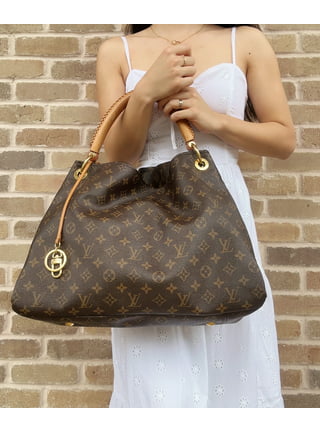 Vuitton Tote Bags
